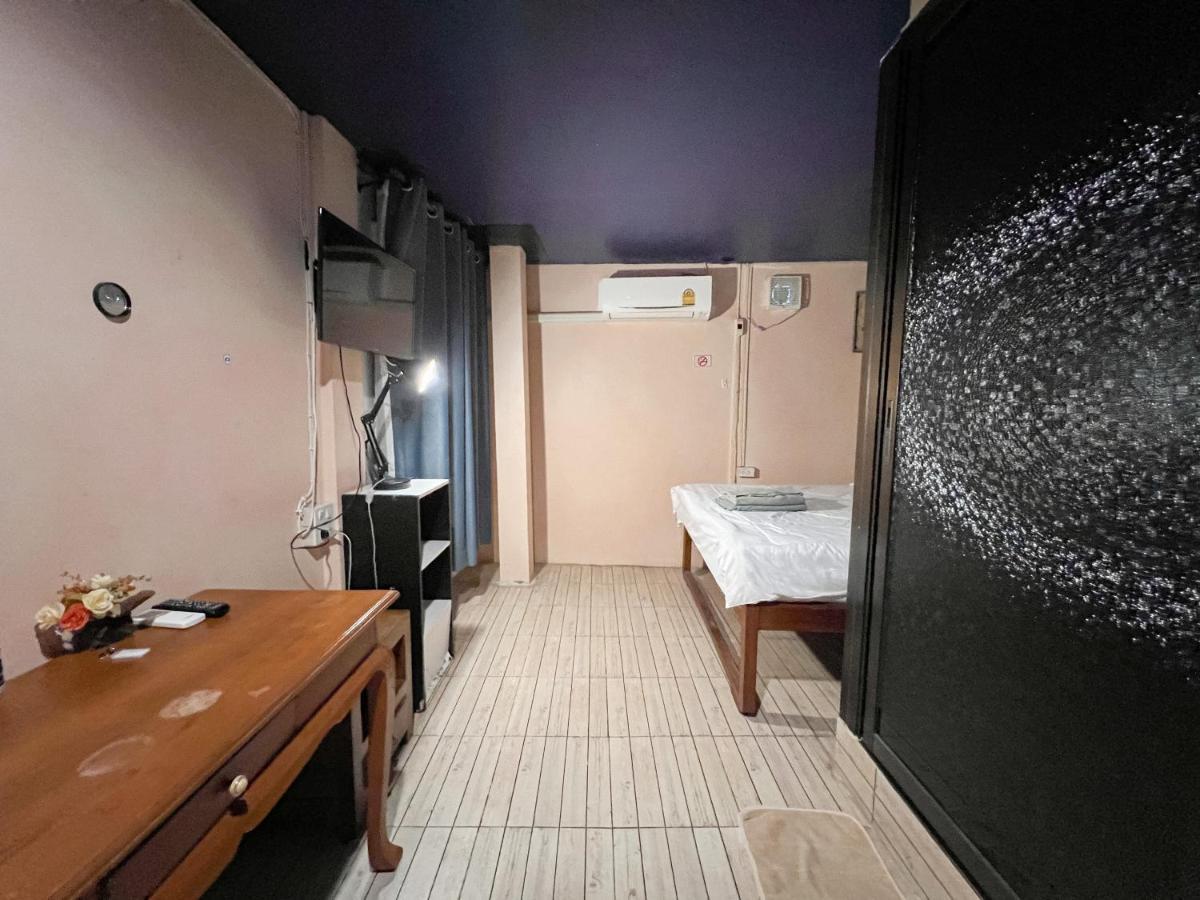 Madera House Pensión Chiang Mai